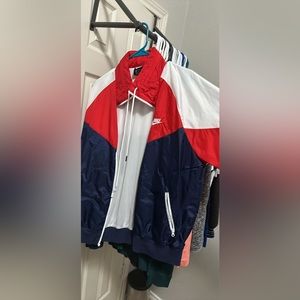 nike jacket men’s medium